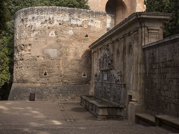 Some of the rebuilding carried out by the Castilians shortly after their arrival consisted of constructing new defences and bastions adapted to technological advances in weaponry, especially artillery