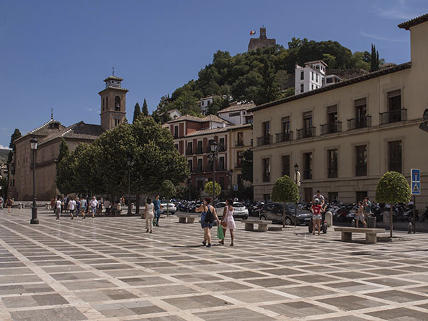 Current appearance of the ‘New Plaza’ that resulted from urban restructuring in the 16th and 19th centuries