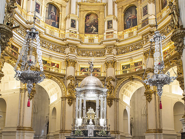 High Chapel with a circular groundplan, intended by Emperor Charles V as a mausoleum for the Kings of Spain