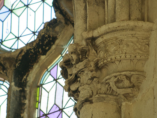 Jehan de Seigné Chapel, Bléré, interior