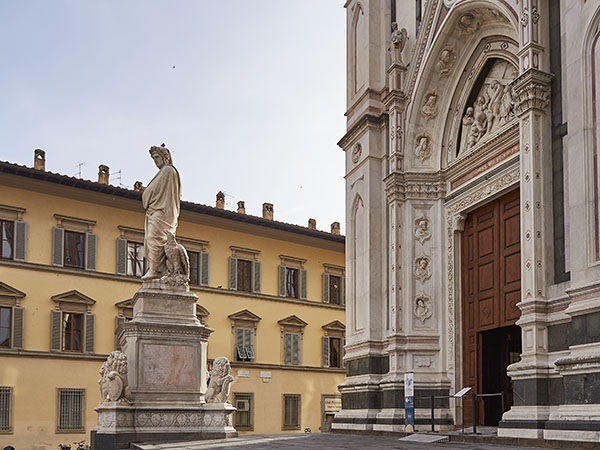 Facade of the Basilica of Santa Croce, detail