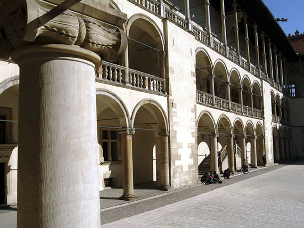 Kraków. Wawel Royal Castle, arcaded courtyard