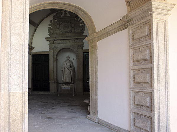 Access to the Chapter Room